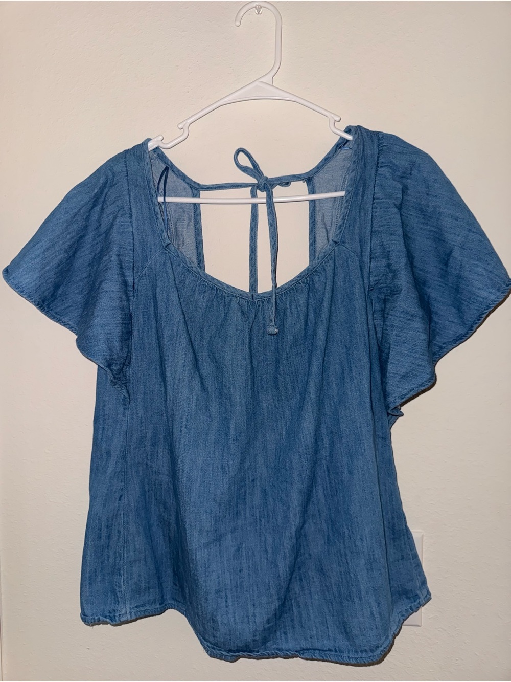 Old Navy Indigo Tie-Back Flutter Sleeve Top Denim